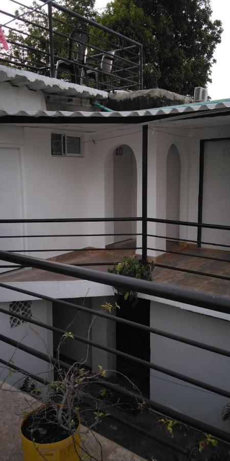 Отель Mi Casa 18 Санта-Марта Экстерьер фото