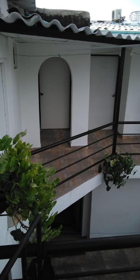 Отель Mi Casa 18 Санта-Марта Экстерьер фото
