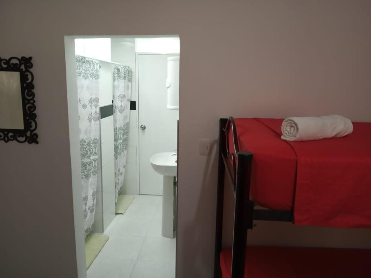 Отель Mi Casa 18 Санта-Марта Экстерьер фото